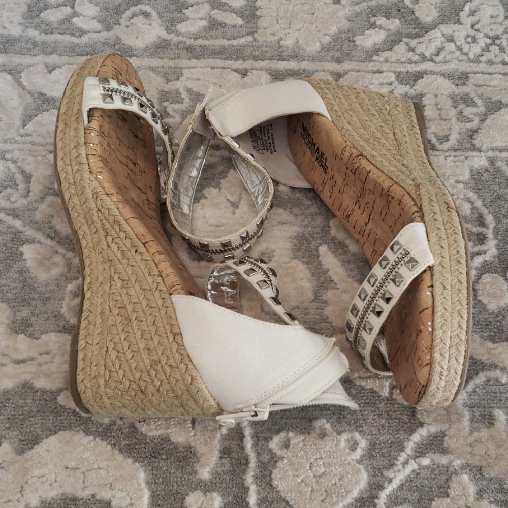 Michael Kors Stud Espadrille Wedges NWT Kids Size5